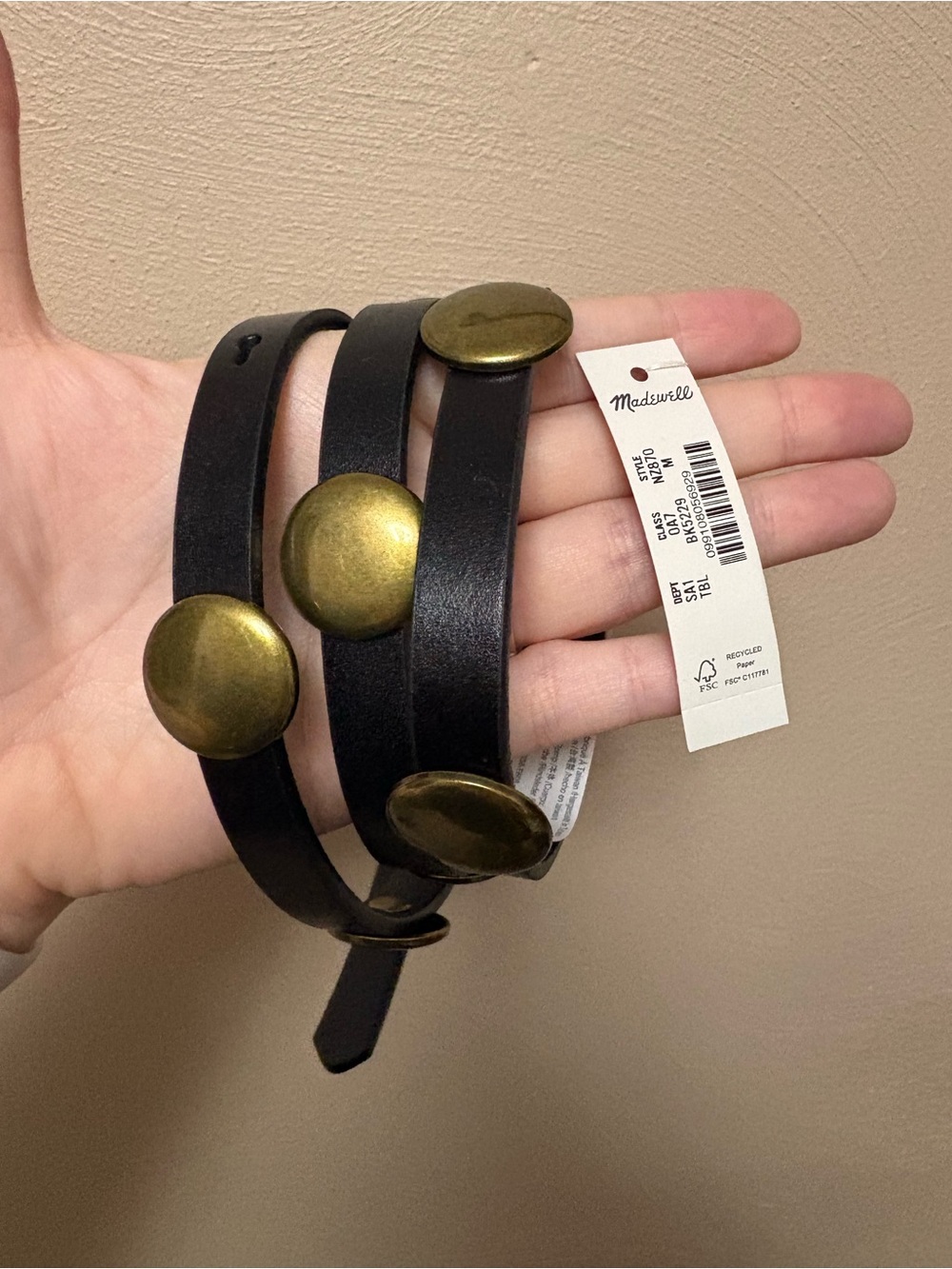 Madewell Dome-Studded Skinny Belt in Leather True Black Size Medium NWT New - Picture 3 of 8